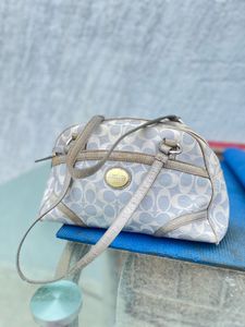 100% Coach Signature Authentic Bag