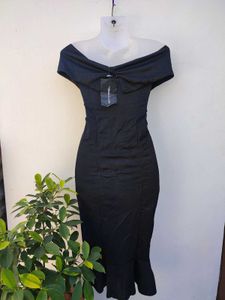PrettylittilethingBlack Bardot Frill Hem Midi Dres