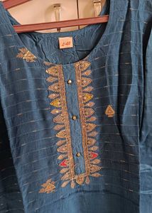 Dark Blue 💙 Embroidered Kurti