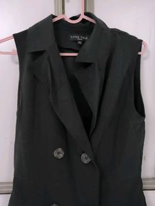 Sleeveless Black Dress
