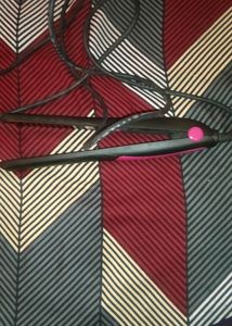 Nova Hair Straightner (Ceramic Plated)