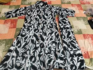 Chic Black &amp; White Dress