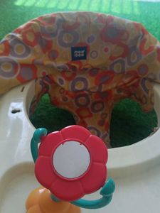 Mee Me Baby Walker