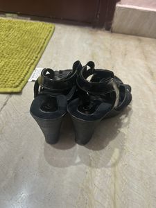 Black Sandals Women