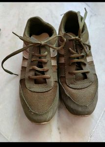 Brown Casual Walking Shoes