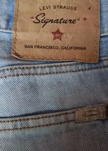 Levi&#39;s Baggy Jeans