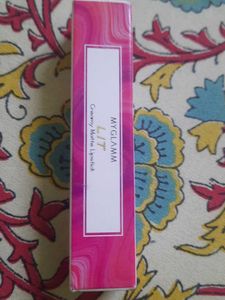 MyGlamm LIT Creamy Matte Lipstick