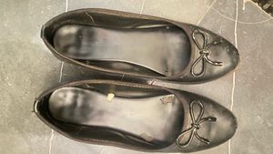 Black Ballerina Flats