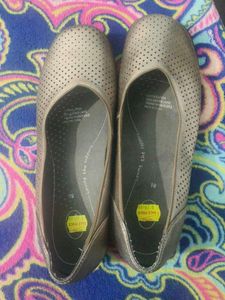 Comfortable Bronze Ballet Flats