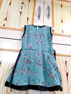 Floral Print Girl&#39;s Dress
