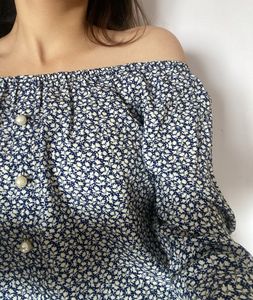 Navy Bloue Printed Off-Shoulder Top