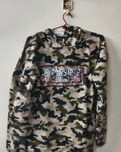 AN ARMY PRINT SWEATSHIRT BY DEAL JEANS