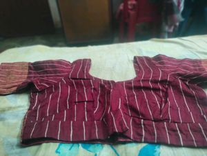 Combo 2 Blouses.