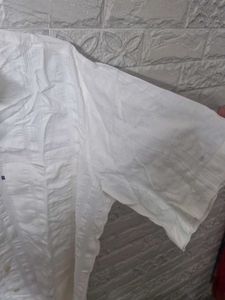 Men&#39;s White Short Sleeve Shirt