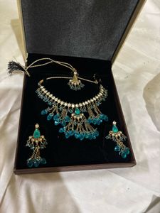 Teal Beaded Jewelry Set