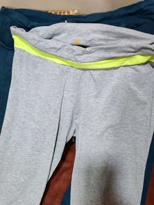 Tommy Jeans Blue pants And Grey Leggings