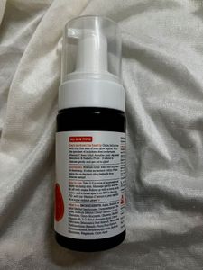 Plum Vitamin C Face Wash