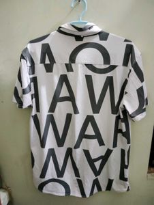 Graphic Print Button-Down Shirt