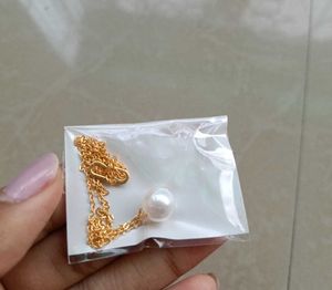 Beautiful Pearl Pendant Gold Necklace💛
