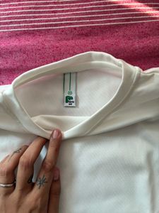 Newme Basic White Bodyfit Tee