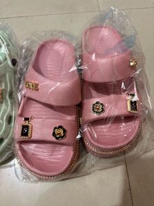 new year offer 3 sleeper Trendy Clogs Bu