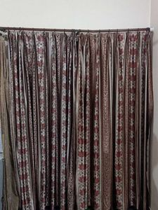 2 Curtains