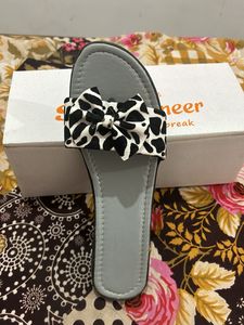 Cute Bow Sandals