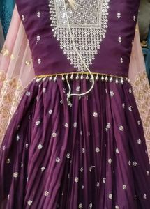 Veena Lehenga S