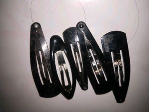 Black Hair Clips