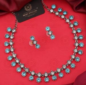 A Set Of Neckpiece With Earrings