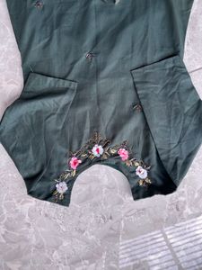 Floral Embroidered Kurta