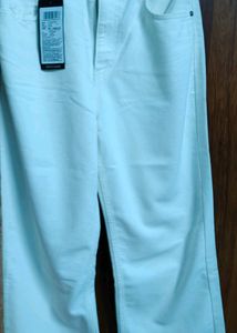 White Wideleg Jeans