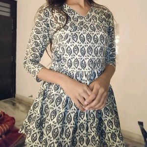 Women Short Kurta