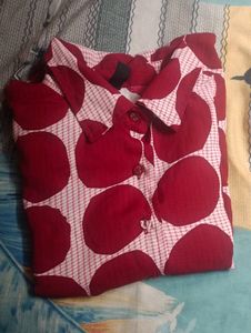 A Beautiful Crop Shirt