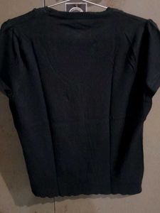 Stylish Black Graphic Tee