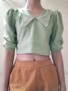 Cute Green Collared Crop Top