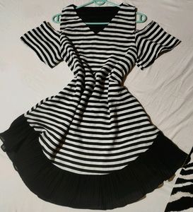Black And White Strip Line Mini Dress/Summer Wear