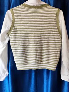 Pullover Vest