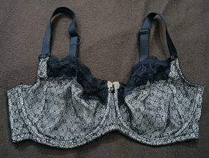 Elegant Lace Bra🖤