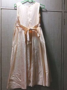 Elegant Dress with Pearl Embellishments