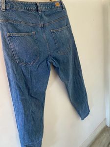 UCB Boyfriend Fit Jeans