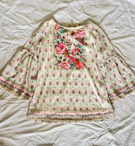 Floral Print Tunic Top with Tassels