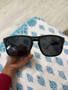 Oakley Sunglasses - Matte Black