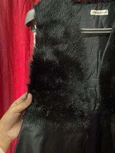 Leather &amp; Fur Black Jacket 🖤
