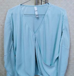 Kazo Light Blue Pleated Top