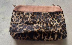 DUBAOLU Leopard Print Shoulder Bag