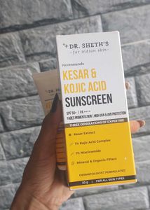 Dr Sheths Kesar Kojic Sunscreen Spf 50 Pa++++