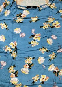 Stylish Beach Wear Floral Print Top