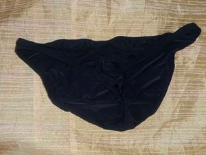 Black Men&#39;s Thong Underwear With Pouch