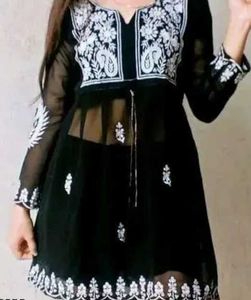 Black Embroidered Kurta
